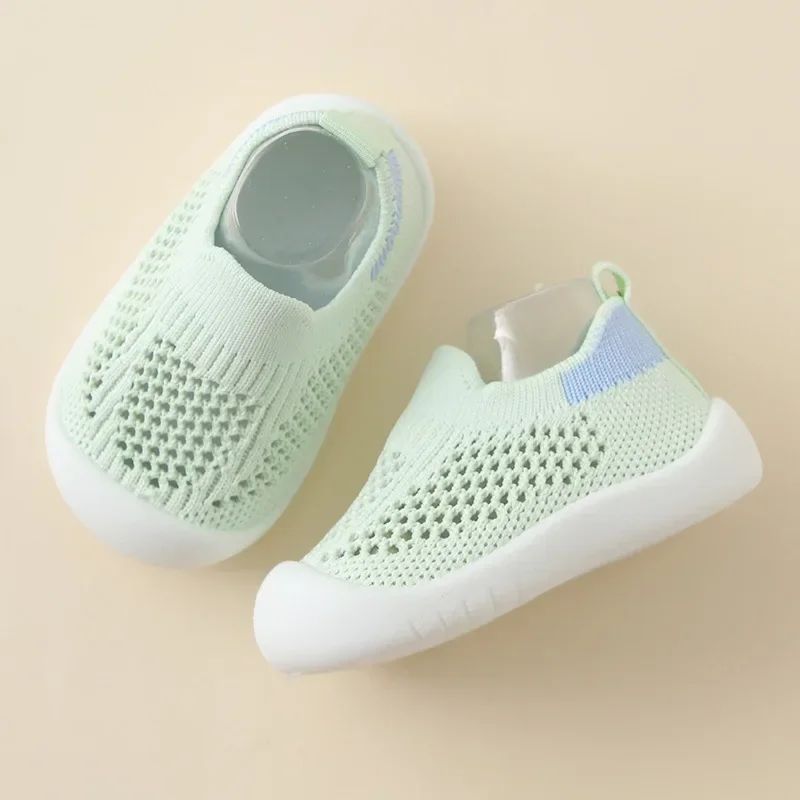 CHAUSSURE BEBE | ANTIDERAPANT