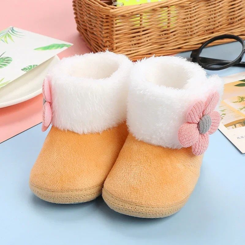 chaussures bébé beige