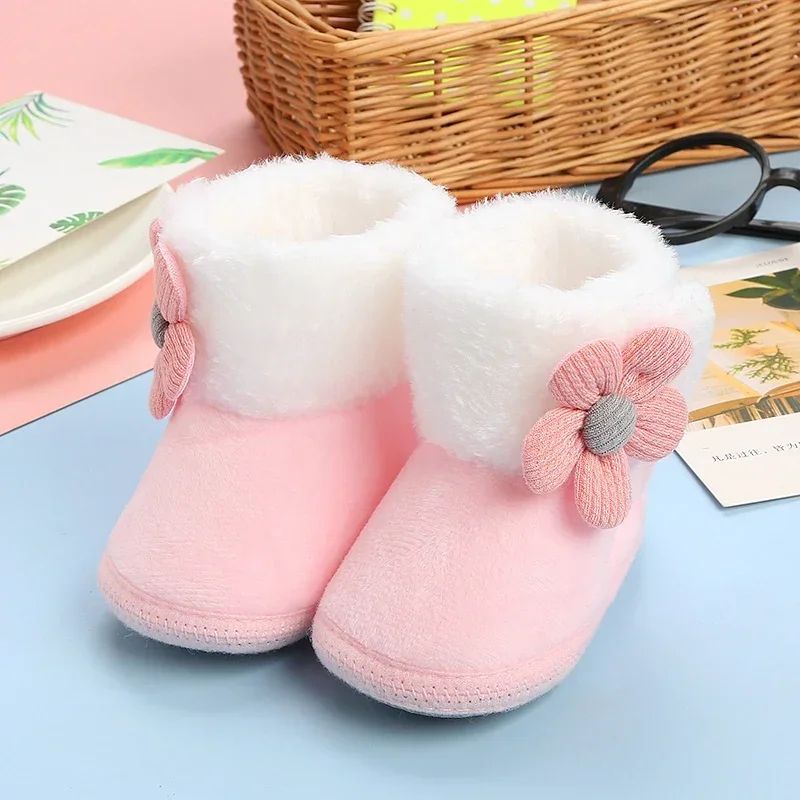 chaussures bébé rose