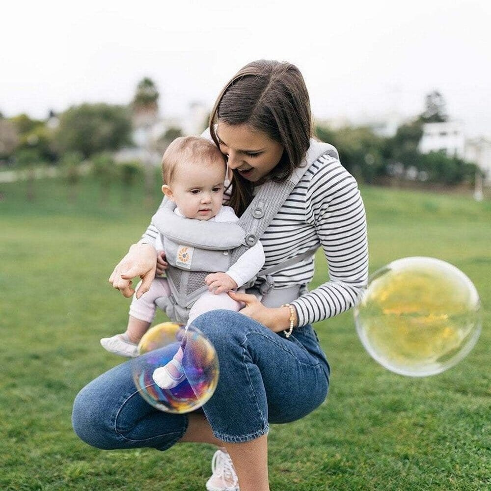 Porte Bébé - BreathBabyBag™ - Gris - Galaxie de bébé