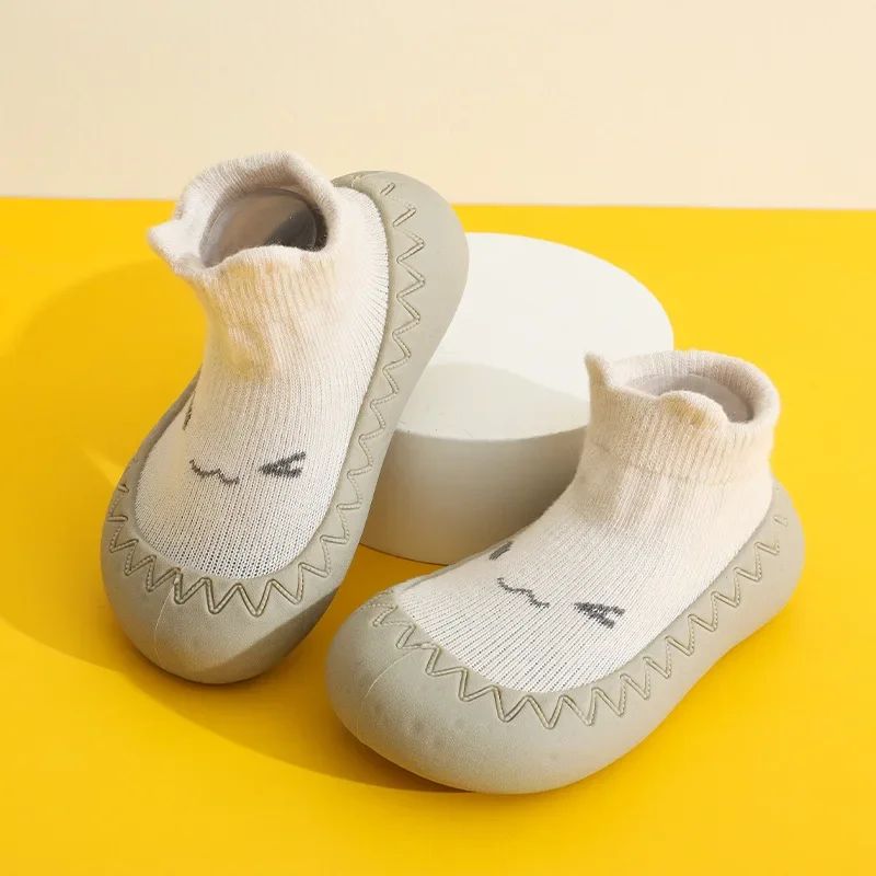 chausson bébé beige