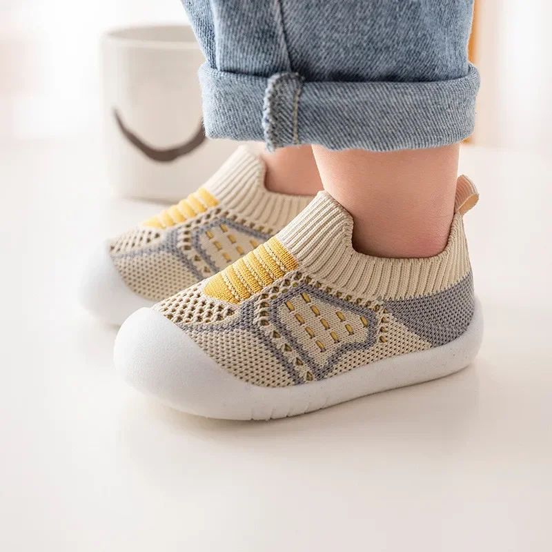 chaussure bébé design ergonomique