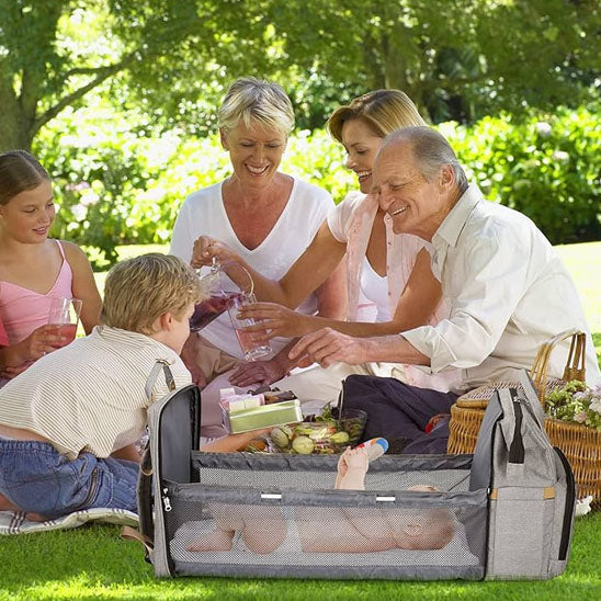 sac a langer lit de voyage sortie en famille
